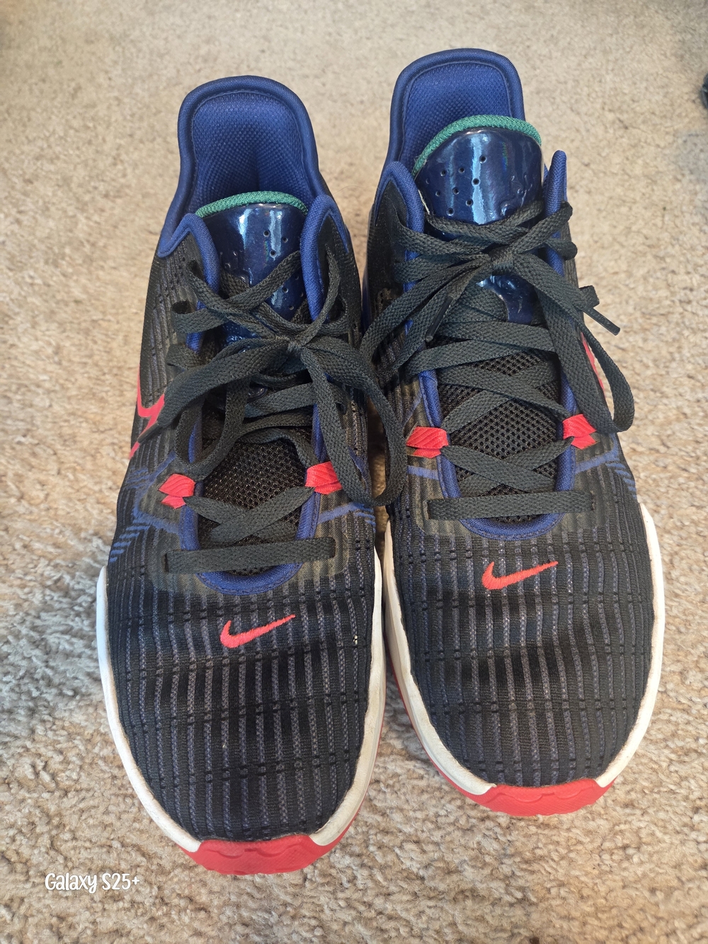 Nike Lebron Mens Running Shoes